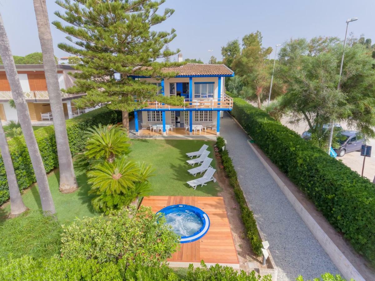Doris Villa